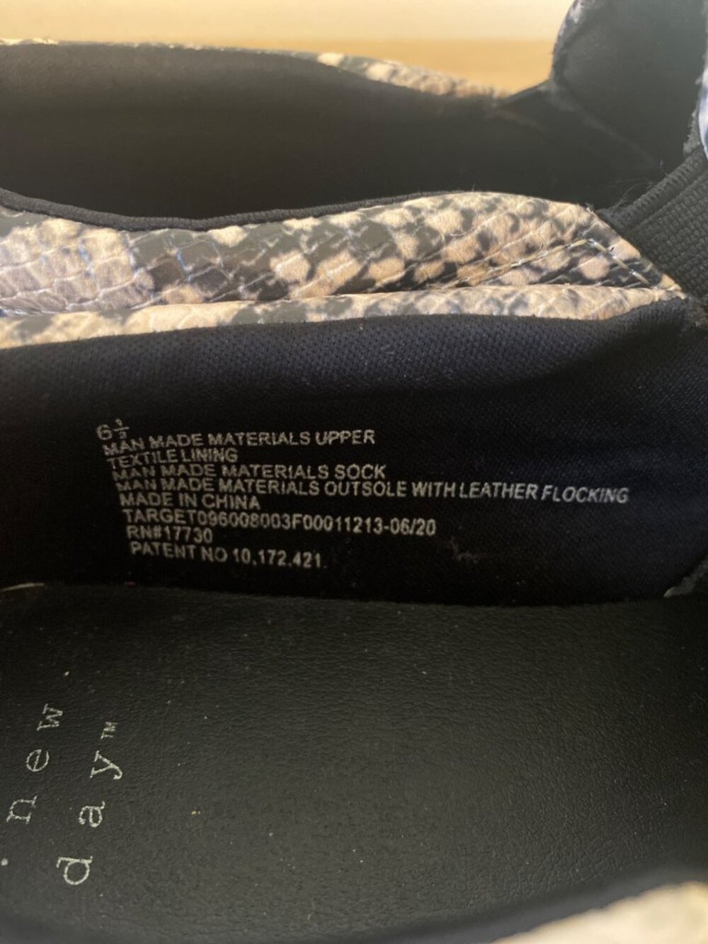 A New Day Women’s Slip-On Snake Print Casual Loafer Size 6.5 - Picture 4 of 7
